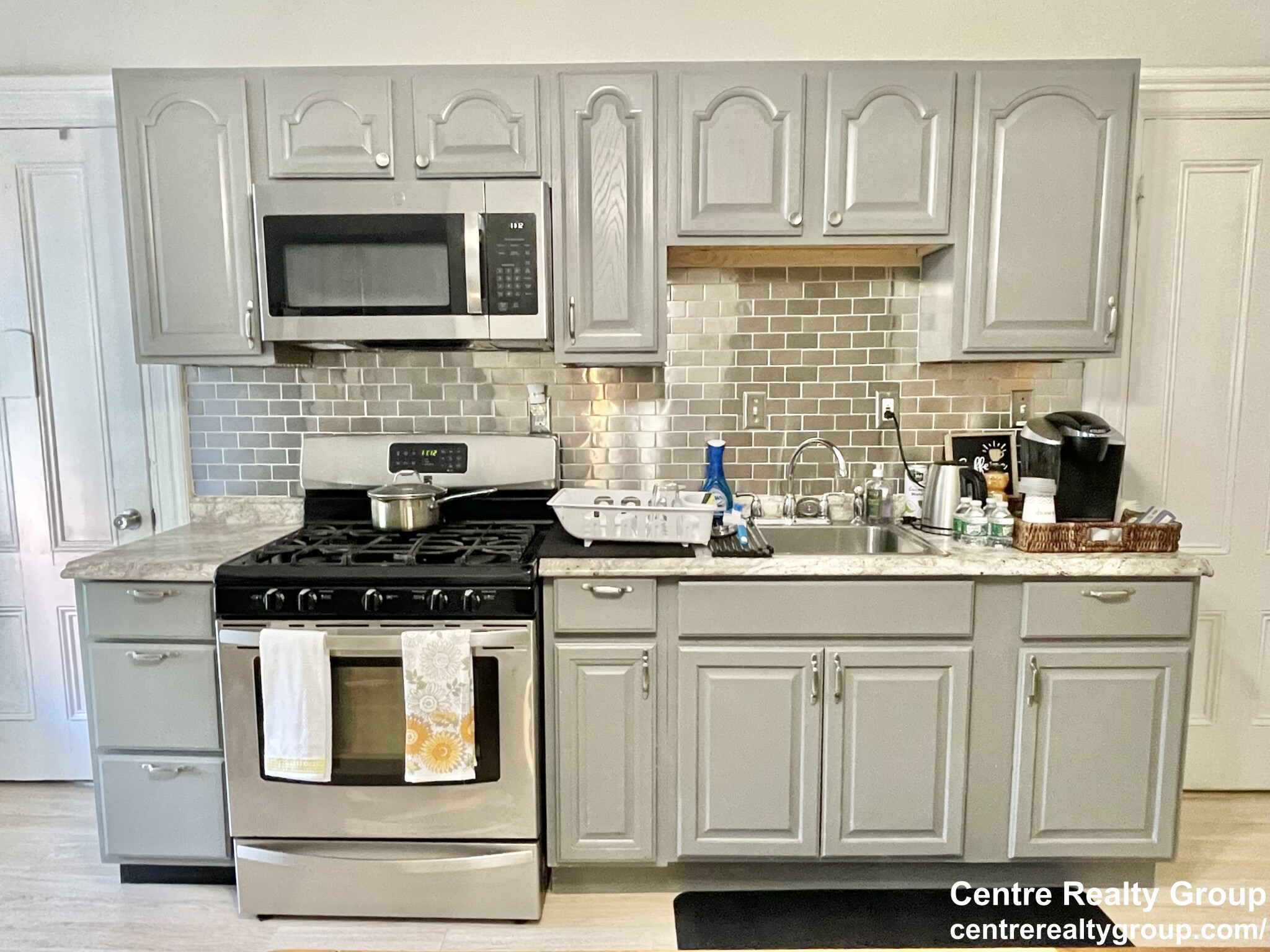 94 Mount Pleasant Ave, Roxbury