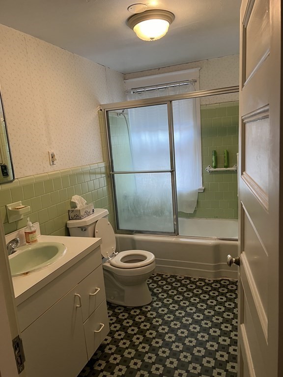 30 Stetson St, Coolidge Corner