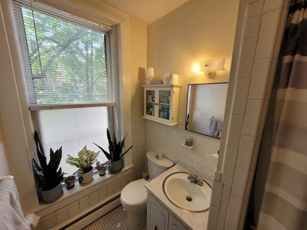 30 Holyoke St, South End