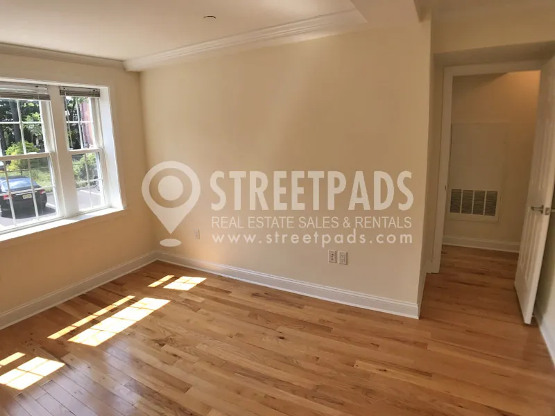 55 Langdon St, Neighborhood Nine