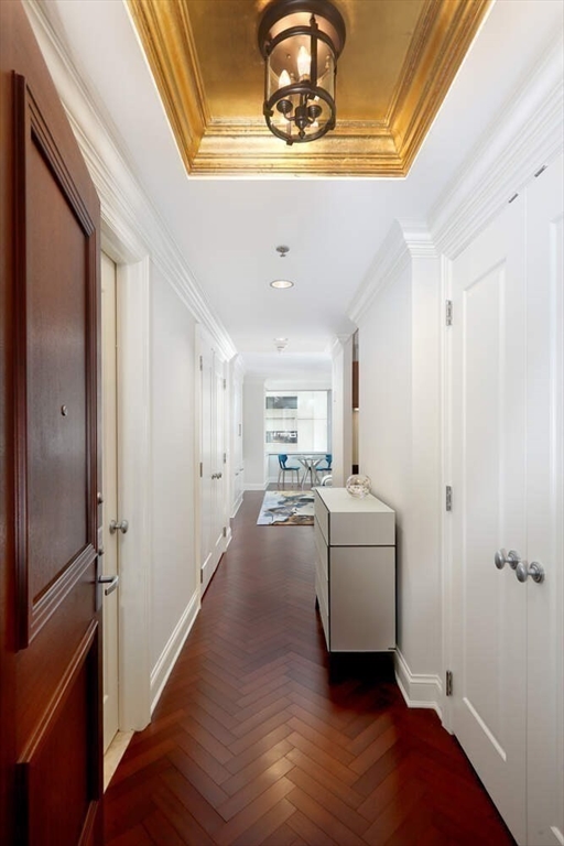 1 Charles Street South, Back Bay