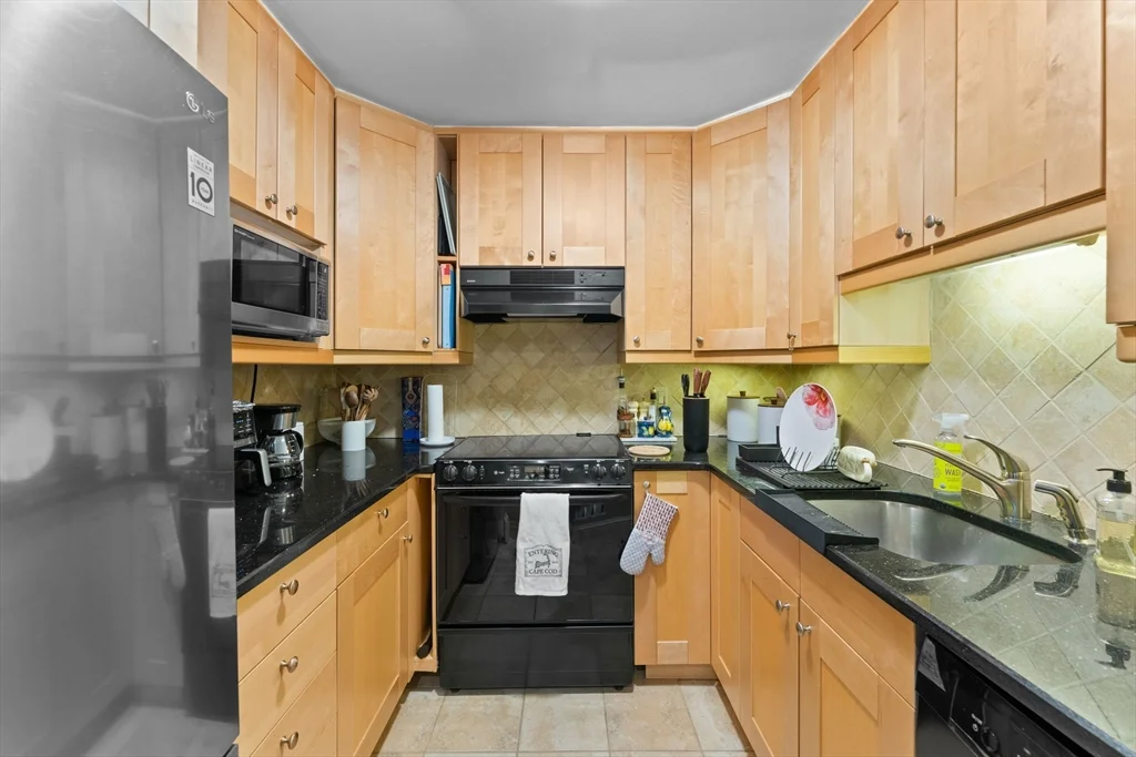 280 Commonwealth Ave, Back Bay