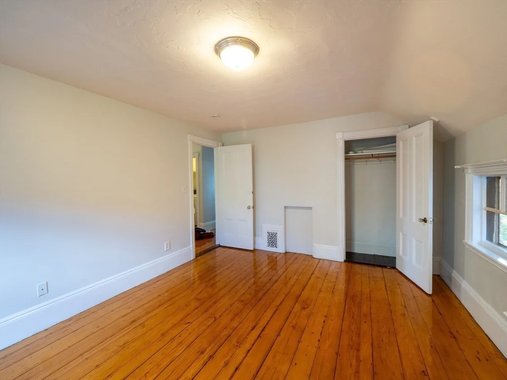 12 Adella Pl, Allston