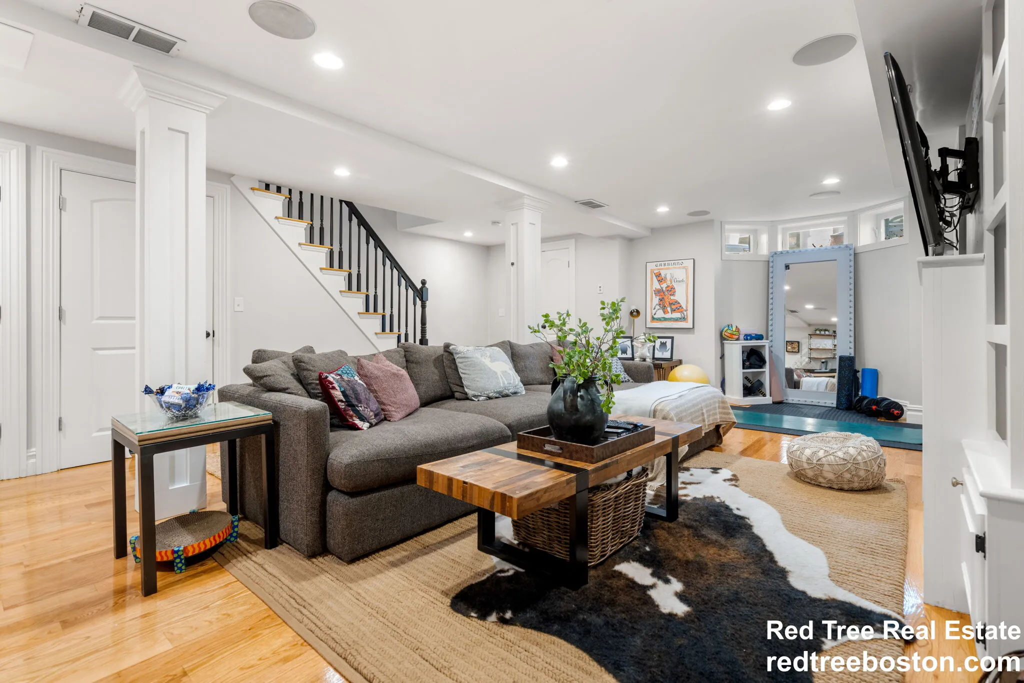 687 East 6th St, South Boston