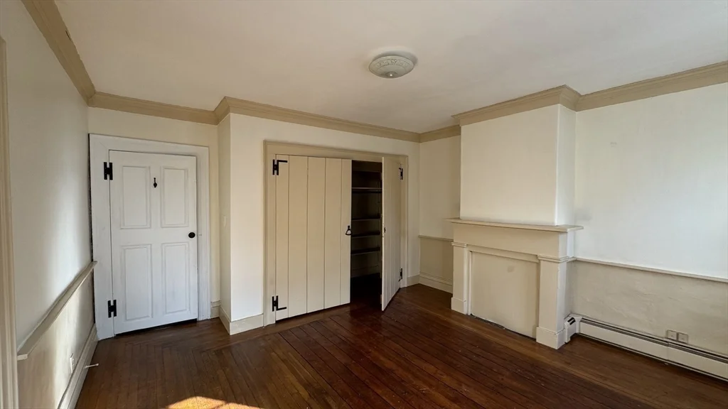 18 State St, Old Town