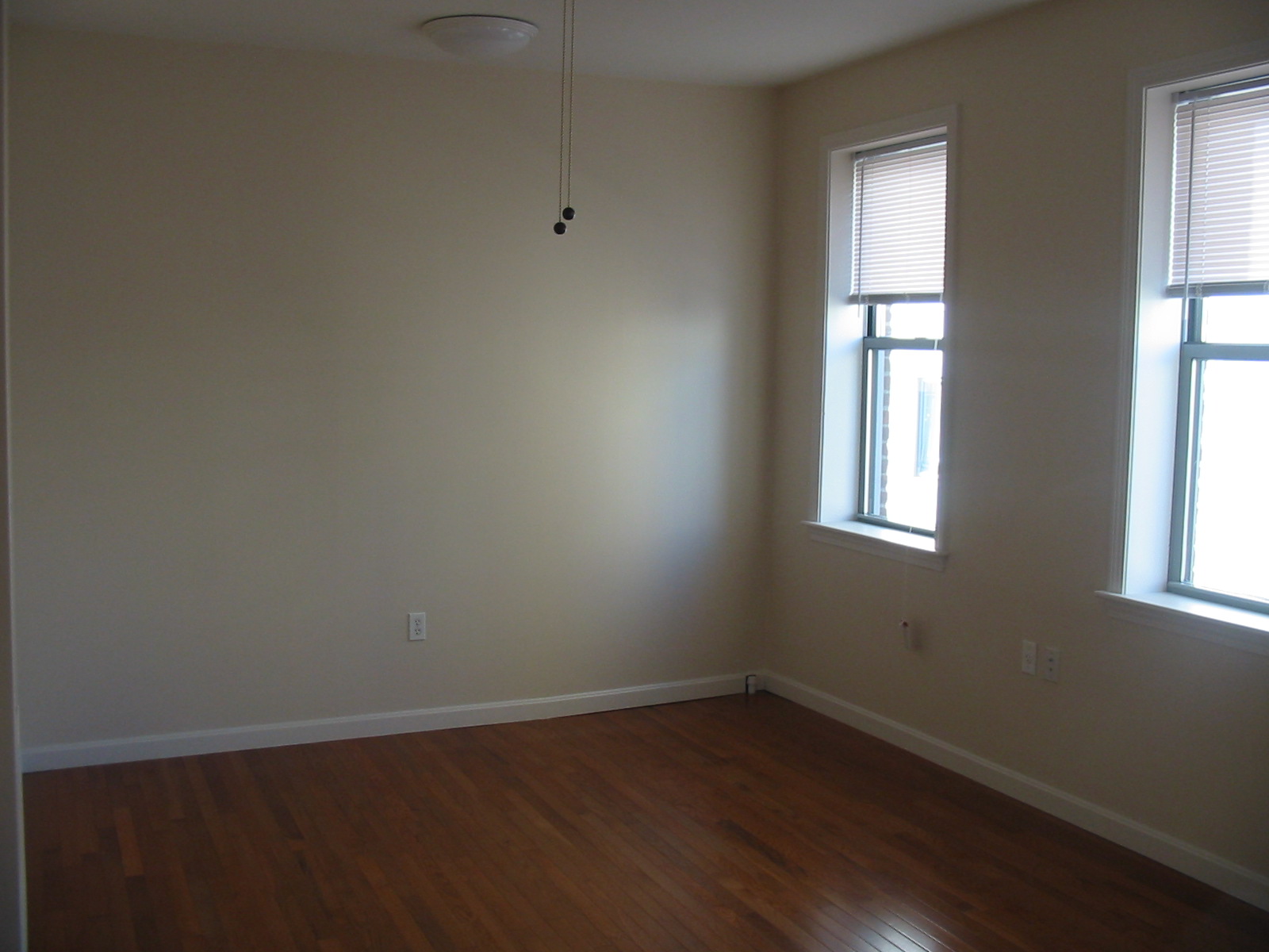 49 Burbank St, Fenway