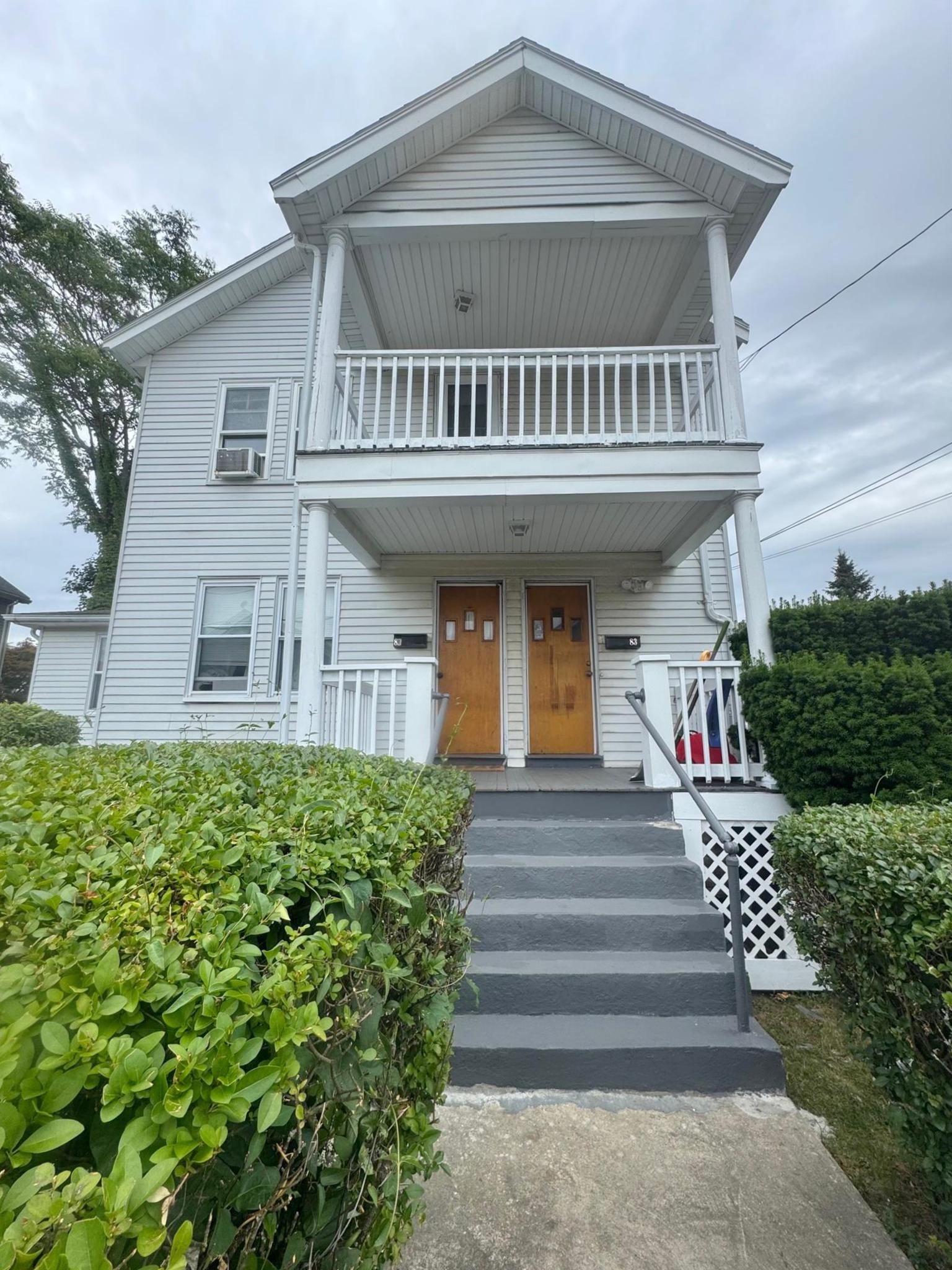 83 Billings Ave, South Medford