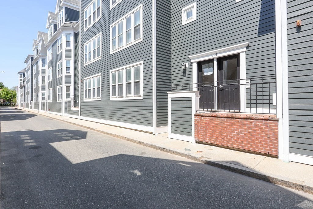 128 Tudor St, South Boston