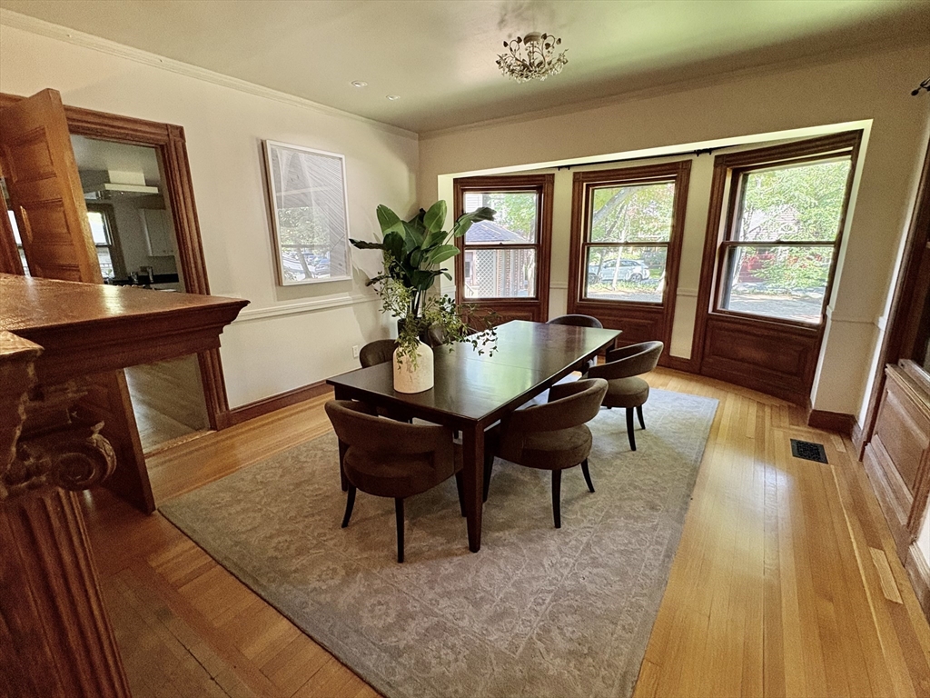 8 Trail St, West Cambridge