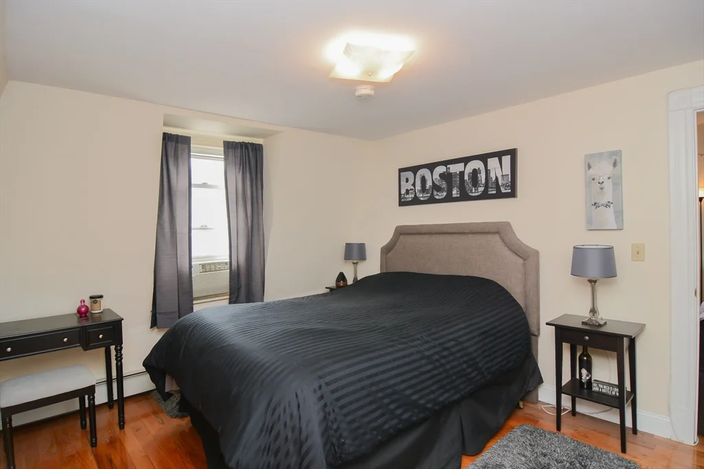 546 East 8th St, South Boston