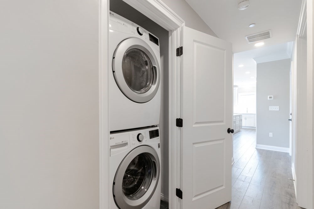 27 Middle St, Waltham