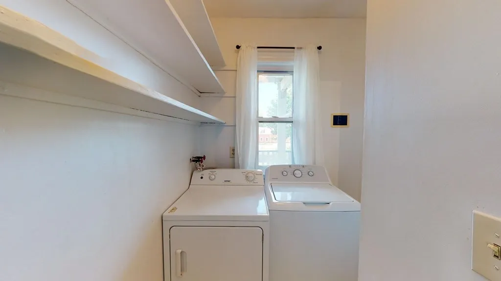 30 Roseclair, Boston