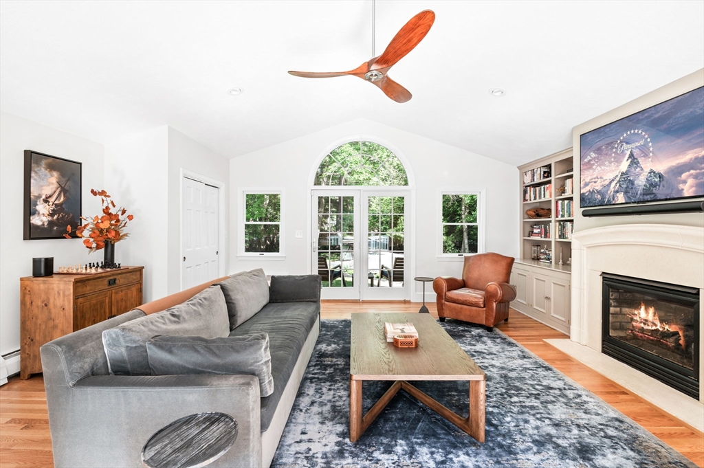 88 Haverhill Rd, Topsfield