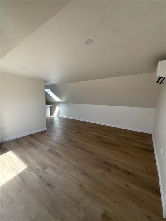 178 Thomas St, Fall River