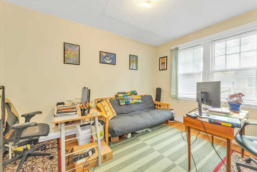 179 Kent, Longwood