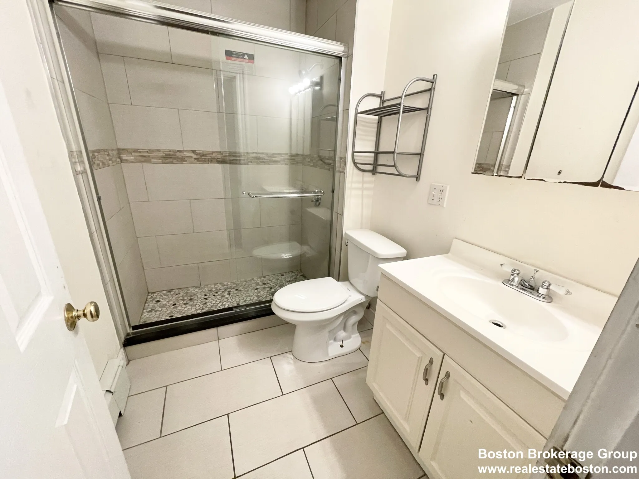 72 Calumet St, Mission Hill