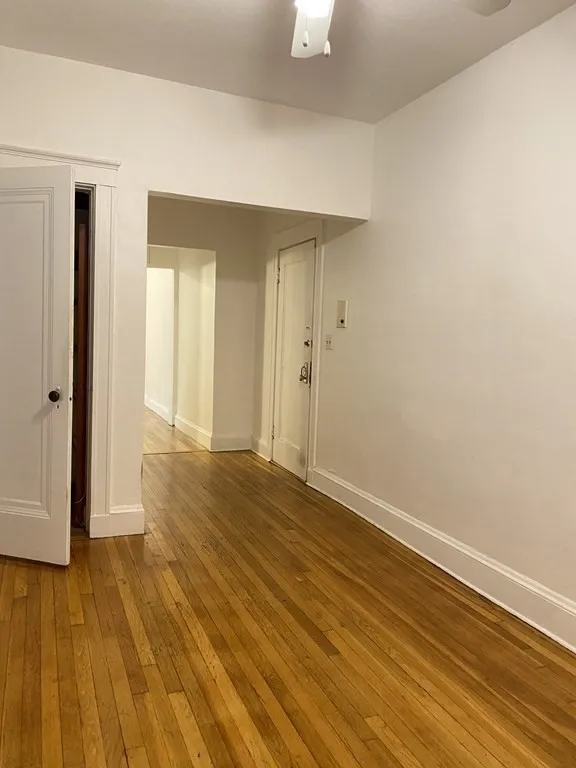 2031 Commonwealth Ave, Brighton