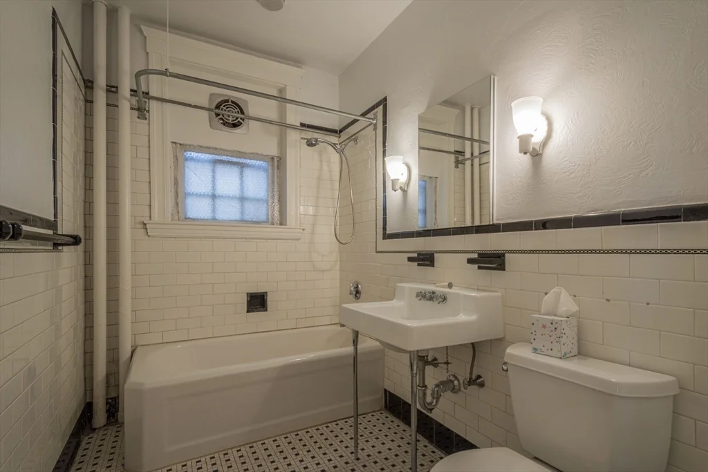 2 Newport Rd, Baldwin