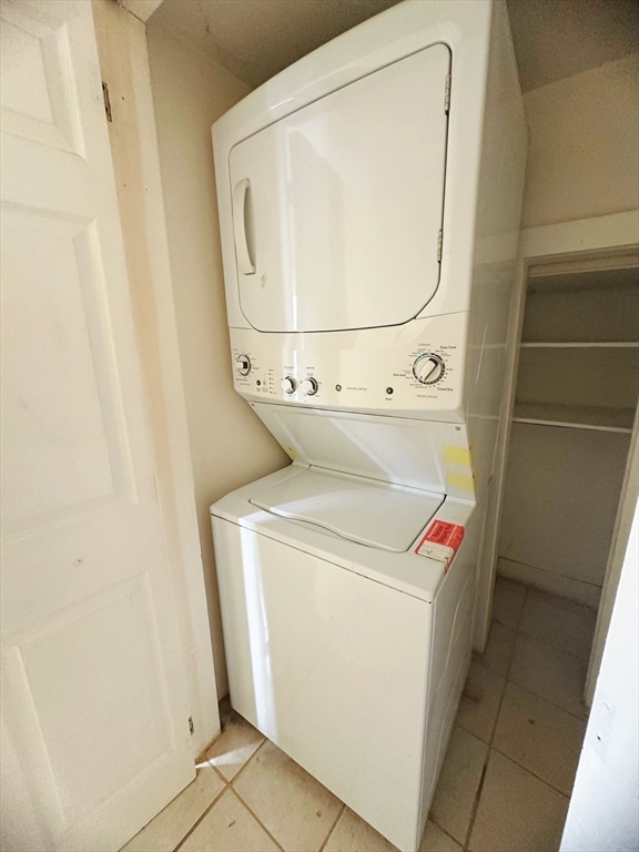 4 Harrison St, Natick