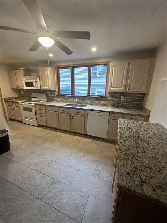 23 Valley St, Medford