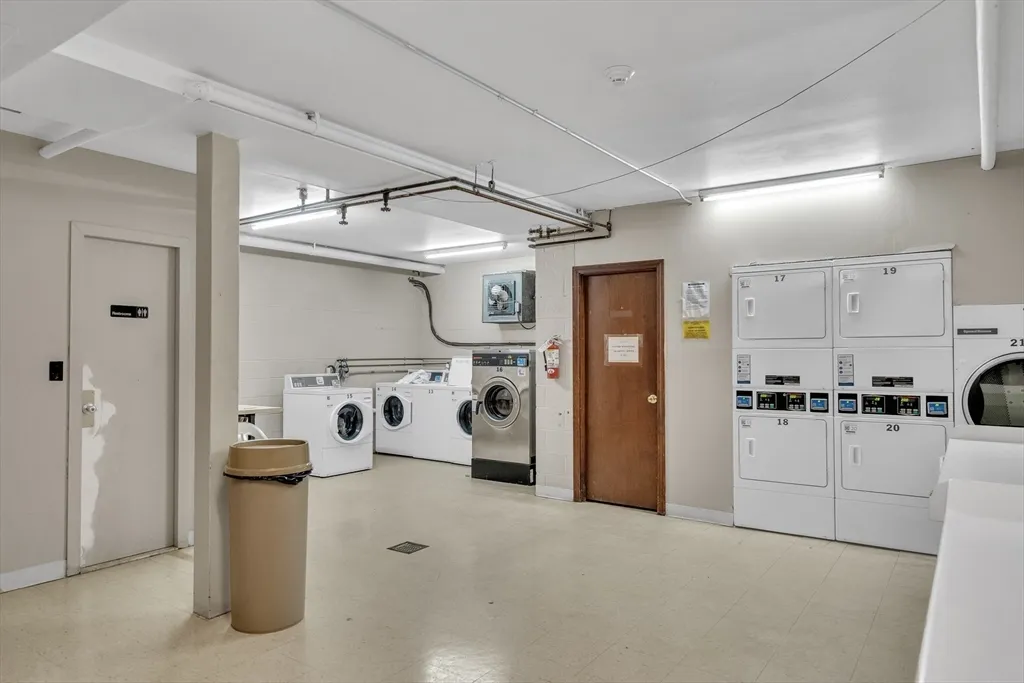 32 Juniper St, Brookline Village