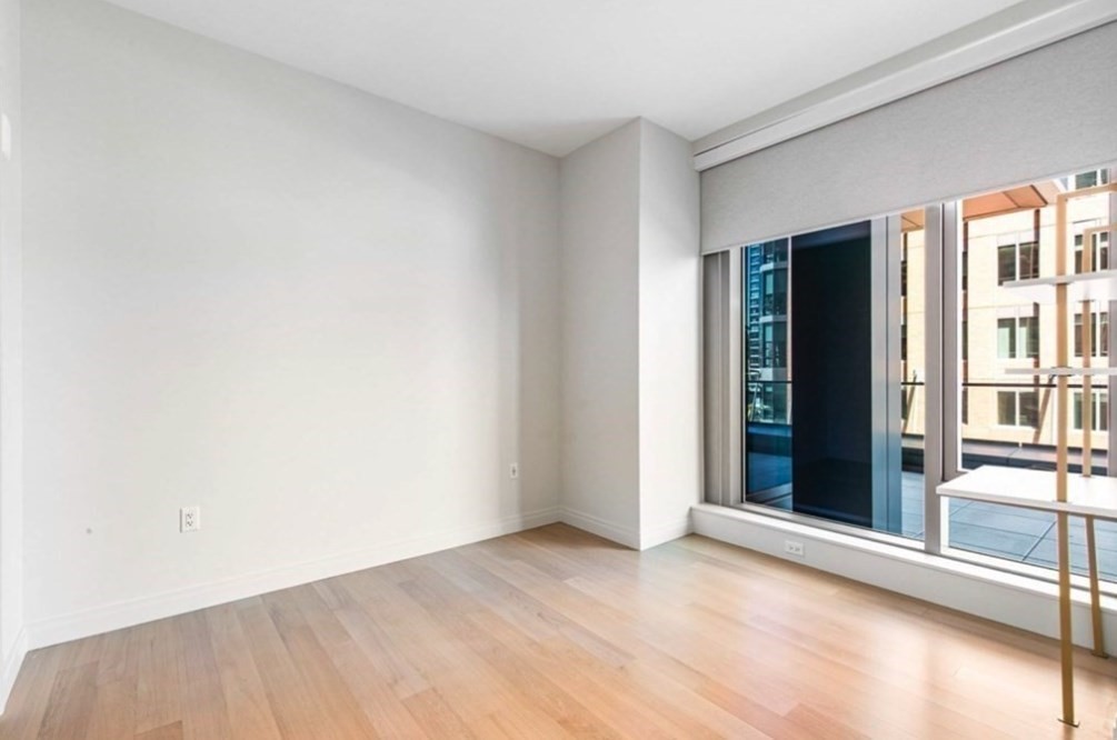 135 Seaport Blvd, Seaport District