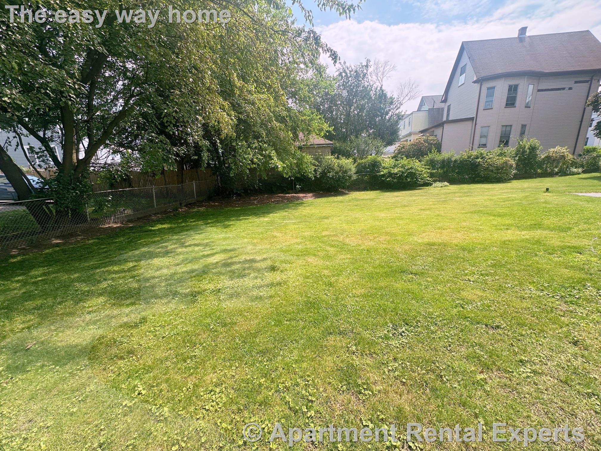 139 Winthrop St, Tufts