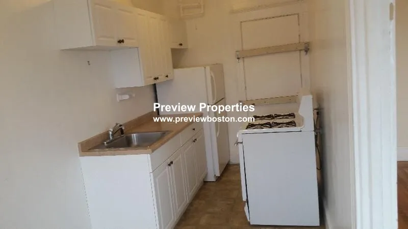 1615 Commonwealth Ave, Brighton