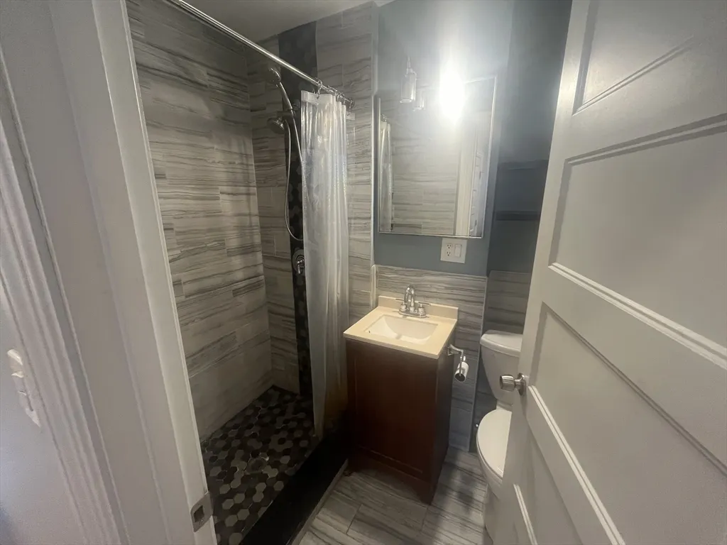 841 Dorchester Ave, Dorchester