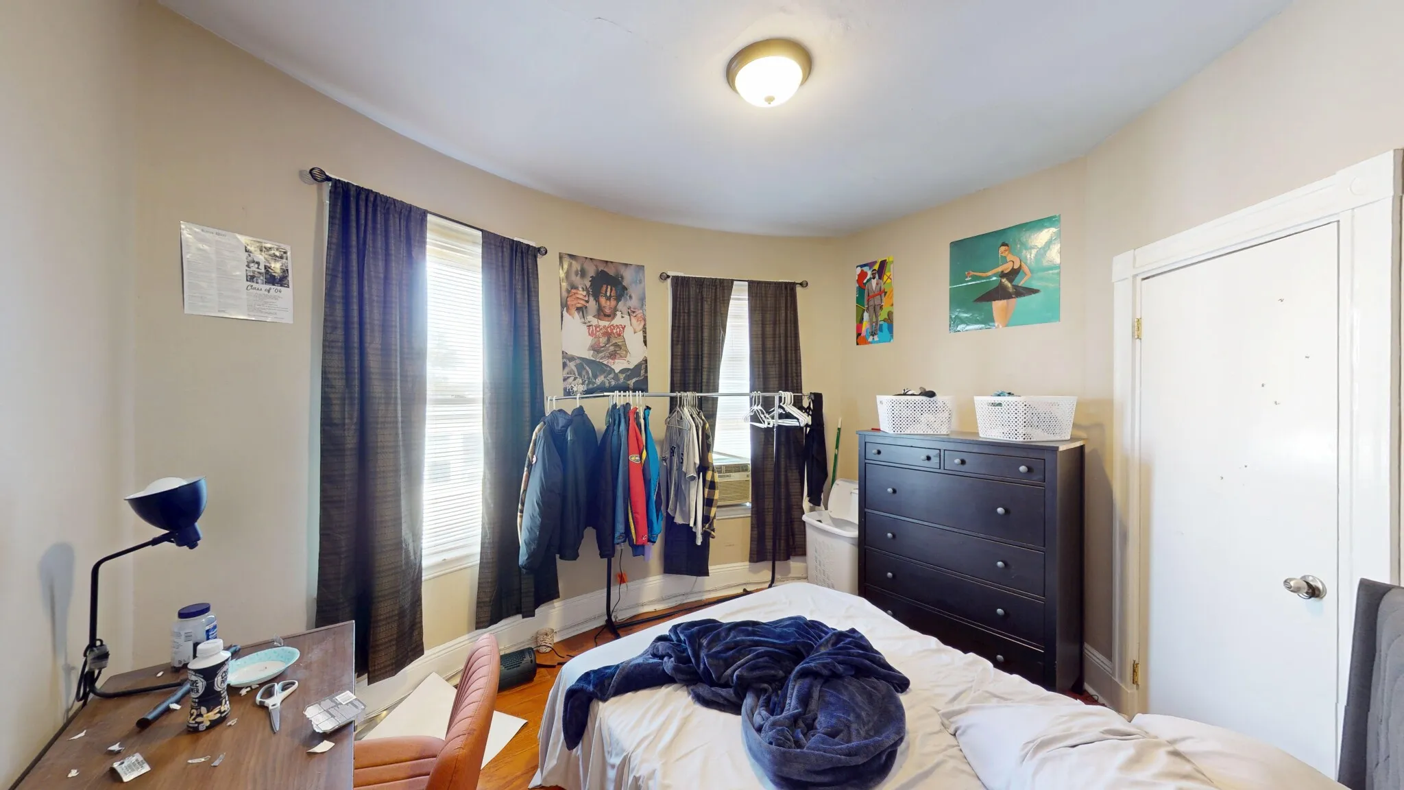 8 Sunset St, Mission Hill