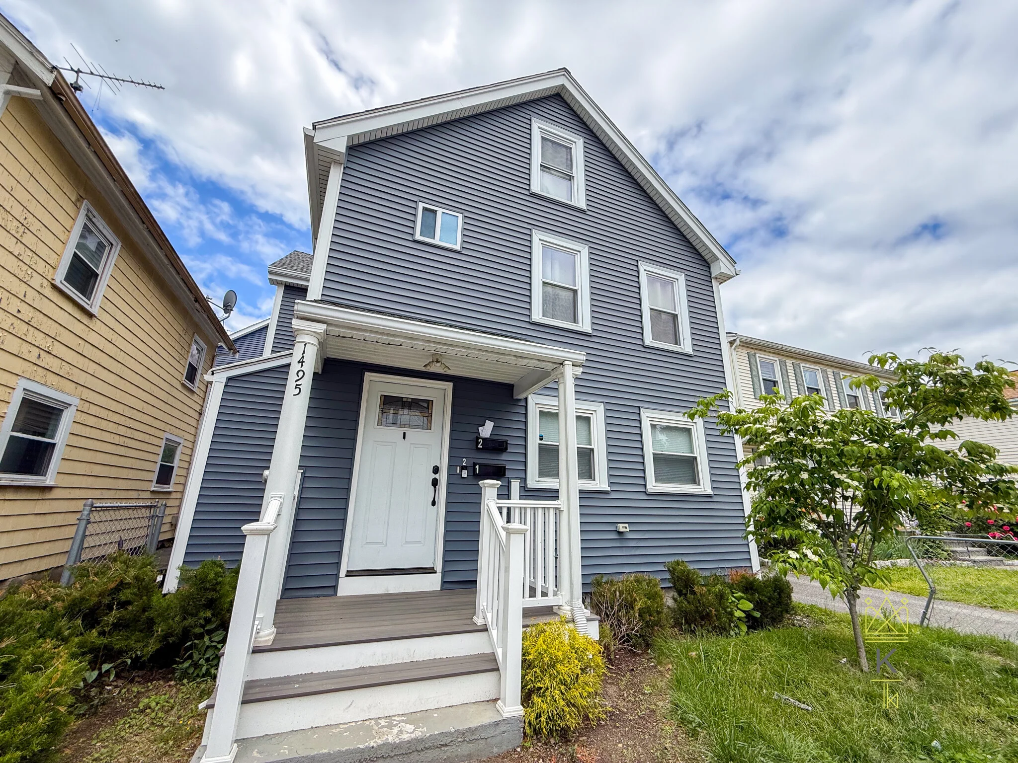 1495 Hyde Park Ave, Hyde Park