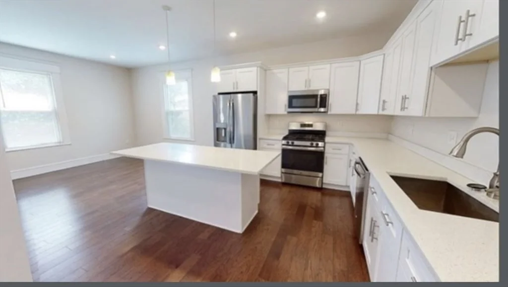 37 Walnut Pl, Newton