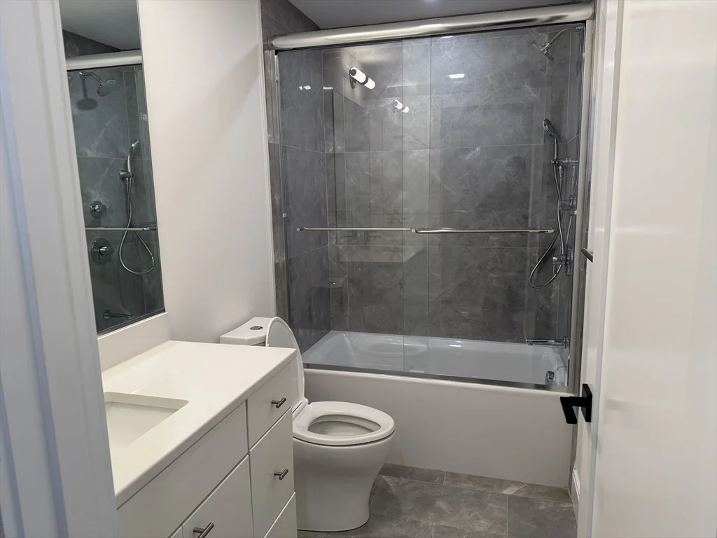 283 Lamartine St, Jamaica Plain