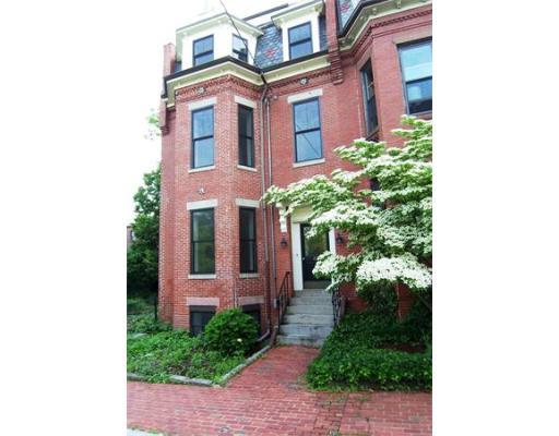 59 Fort Ave, Roxbury