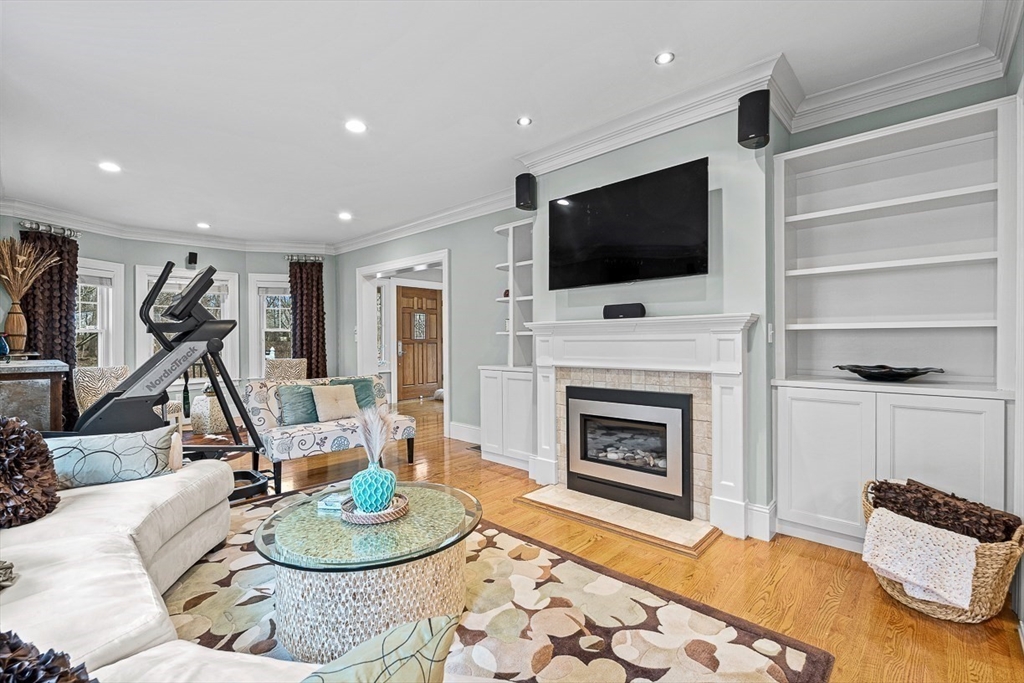 34 Glen Rd, Winchester