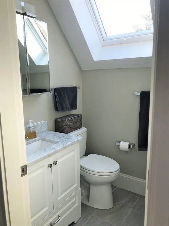 27 Albion St, Powder House Square