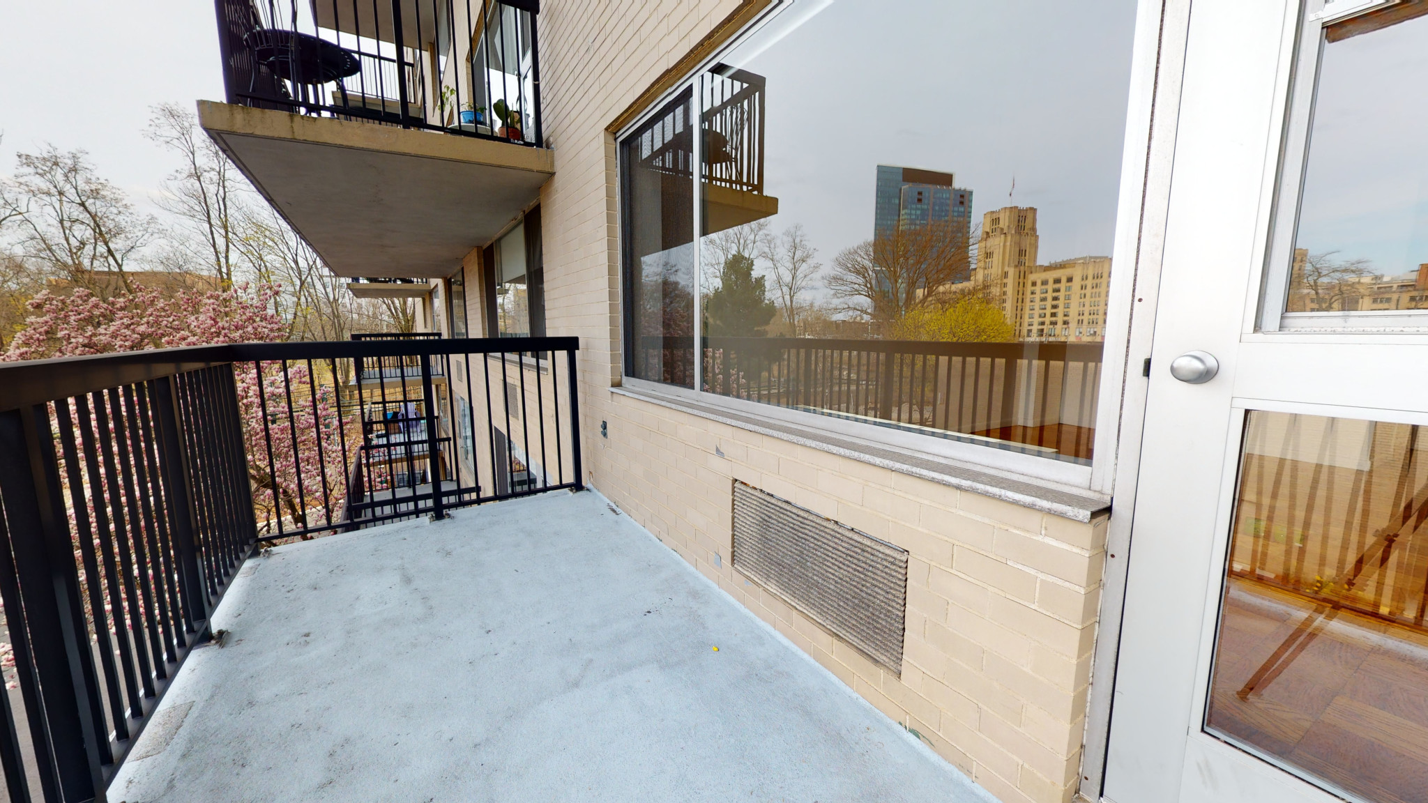 101 Monmouth St, Longwood