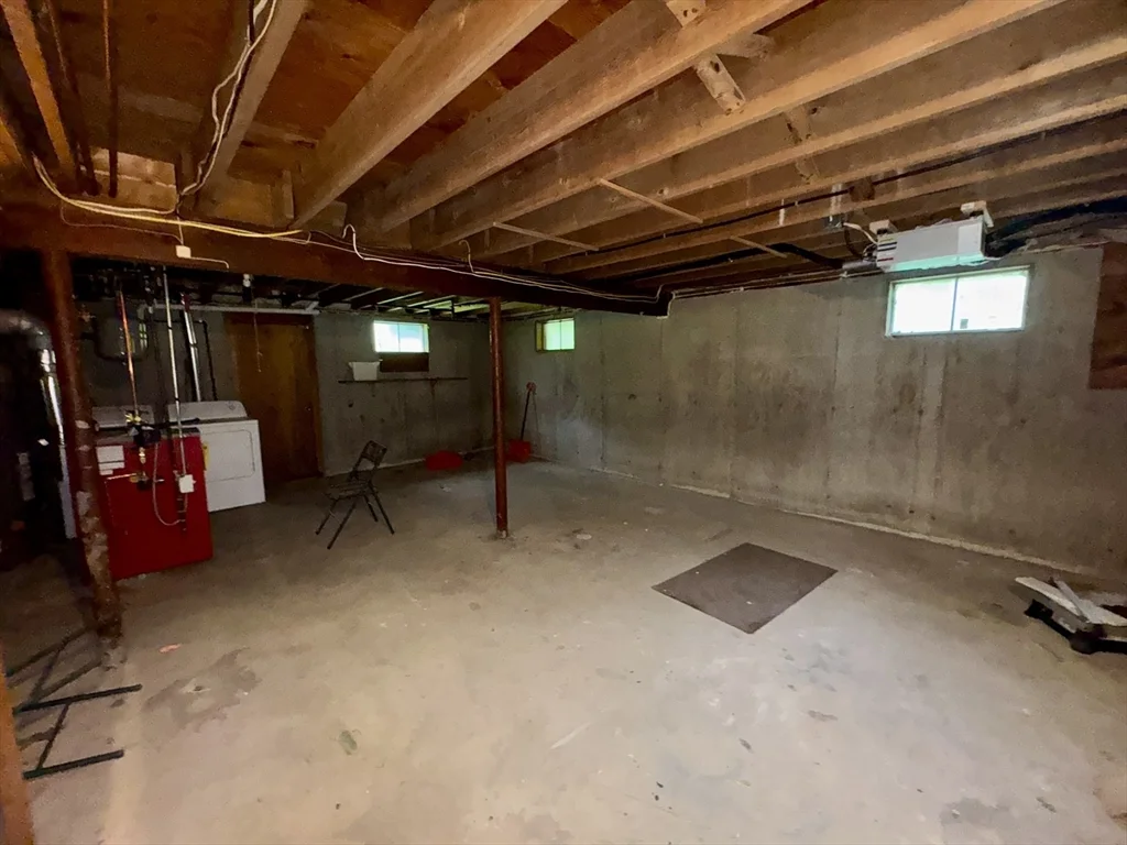 4 Link St, Foxboro