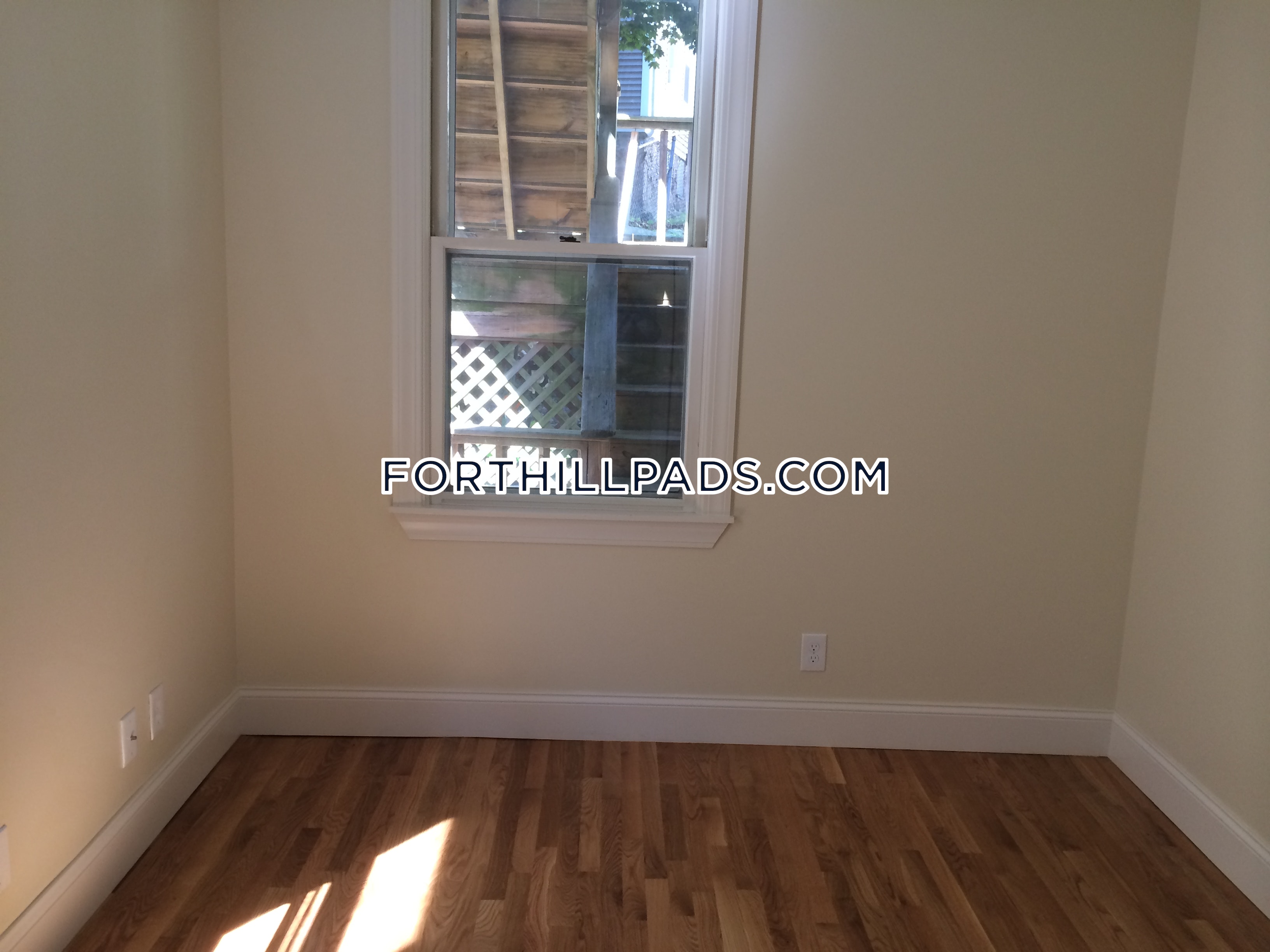 4 bed, 2 bath apartment for rent at 34 Juniper St Unit 1, Roxbury — photo 8 of 23
