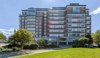 197 8th, Charlestown