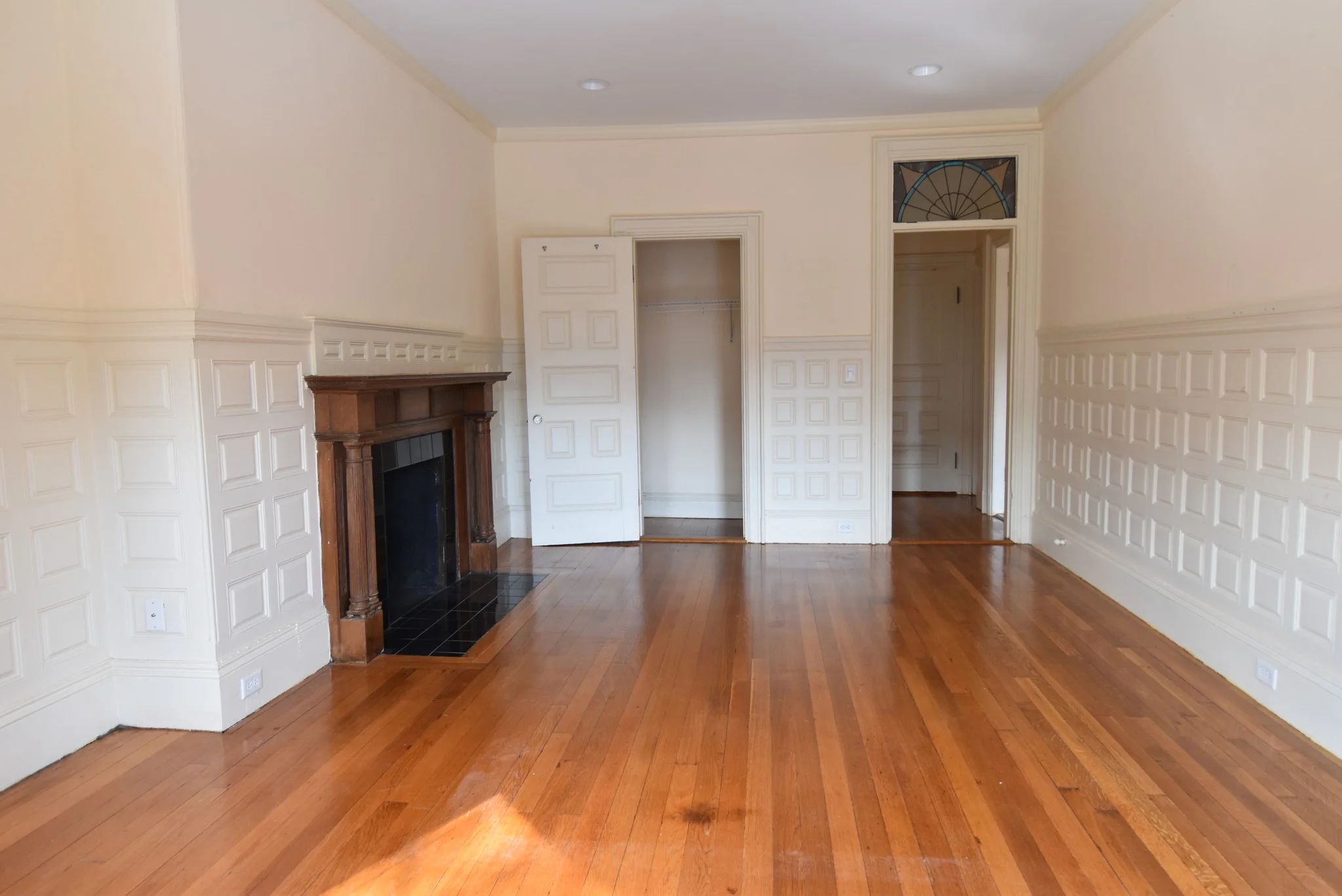 379 Commonwealth Ave, Back Bay