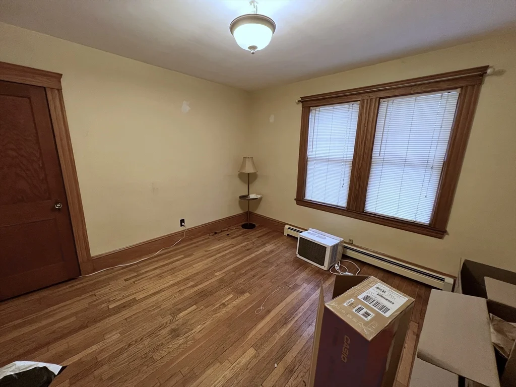 385 Arlington St, Watertown