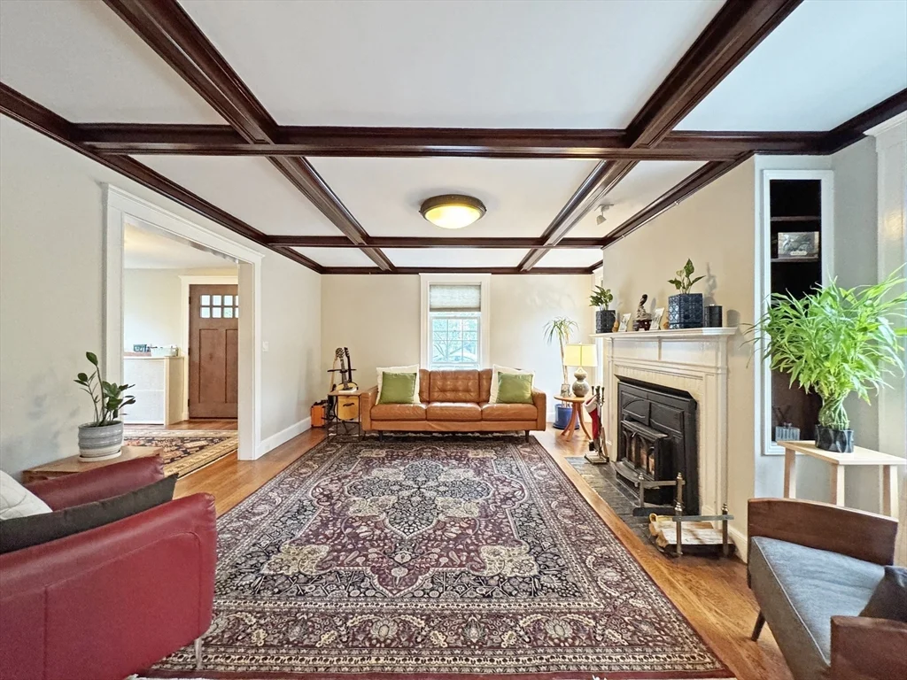 99 Hancock St, Auburndale