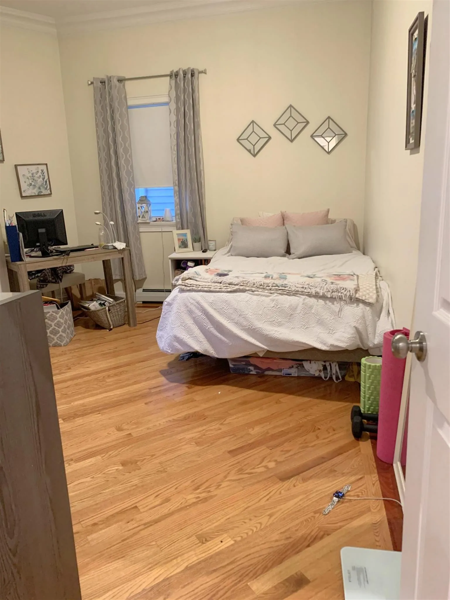 406 Medford St, Winter Hill