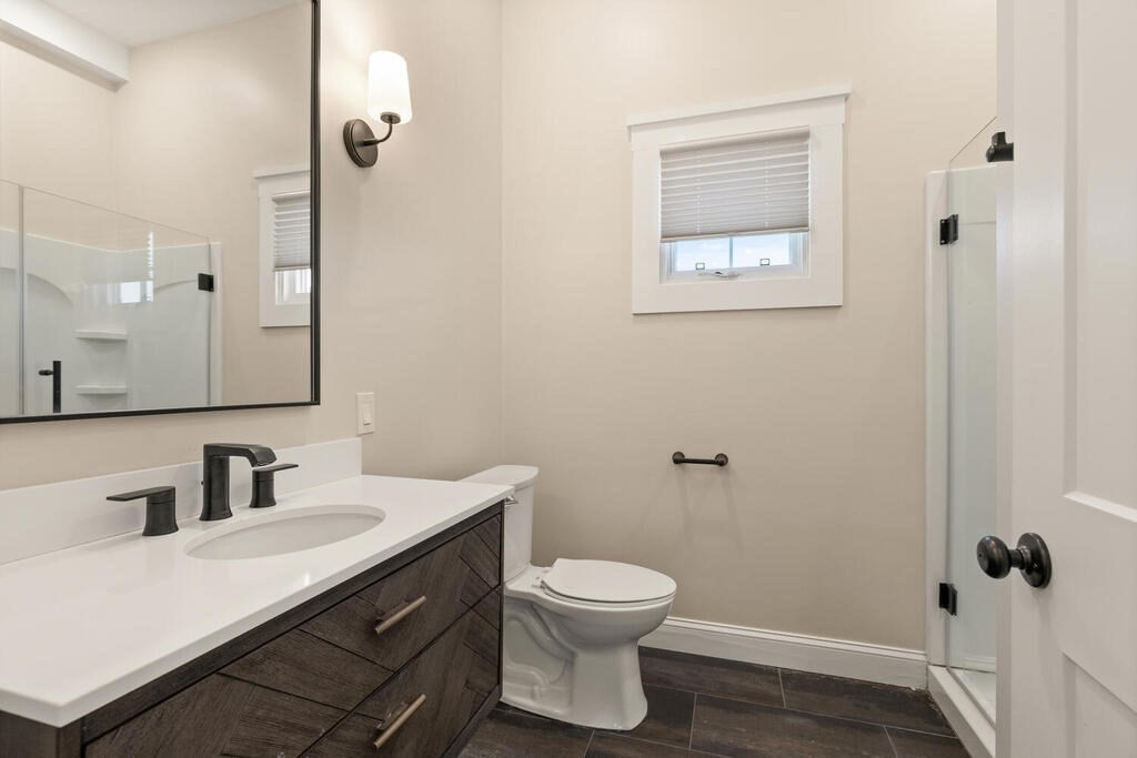 701 E 2nd St, South Boston