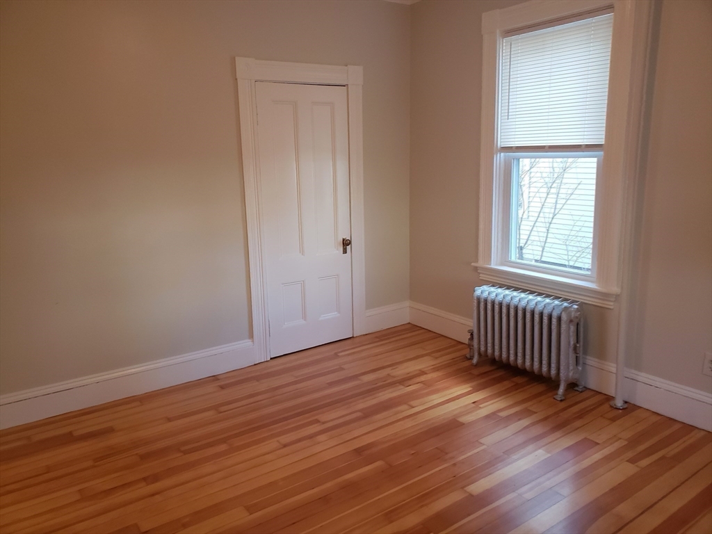 15 Hayward St, Attleboro