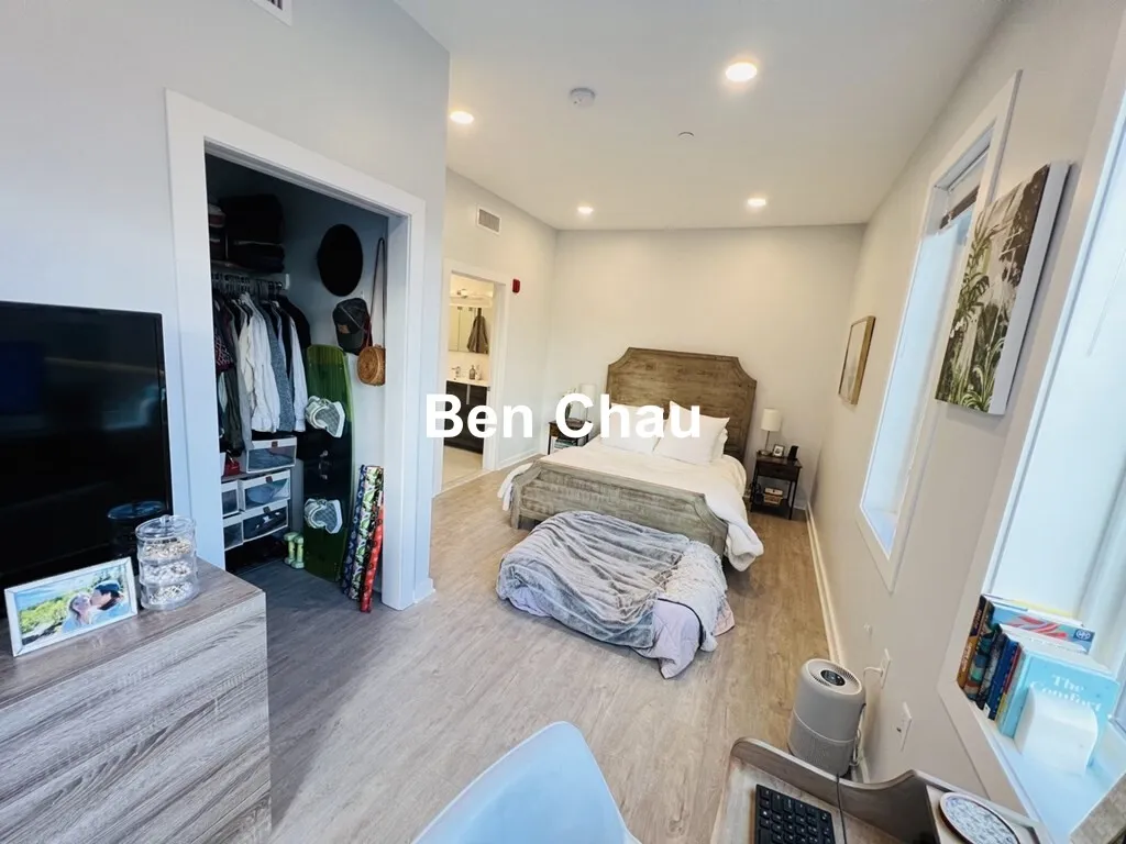 14 Ward St, Ward Two