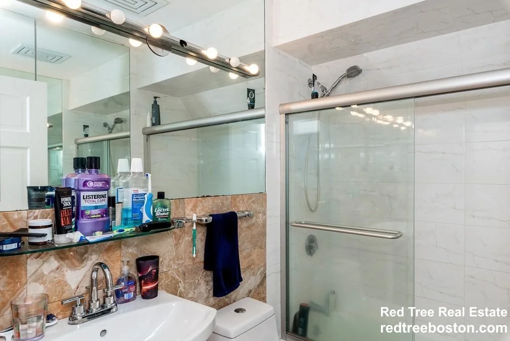 21 Kinross Rd, Brighton