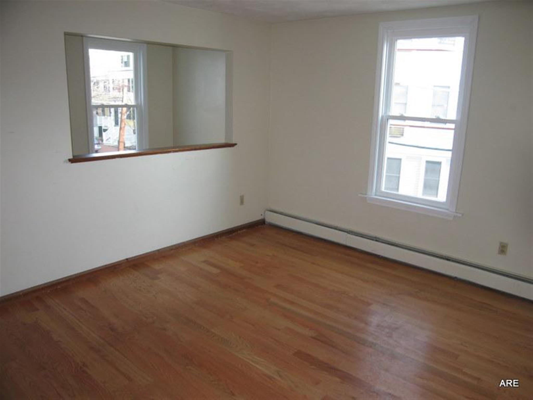 1.5 bed, 1 bath apartment for rent at 9 Banks St, Harvard Square — photo 2 of 8