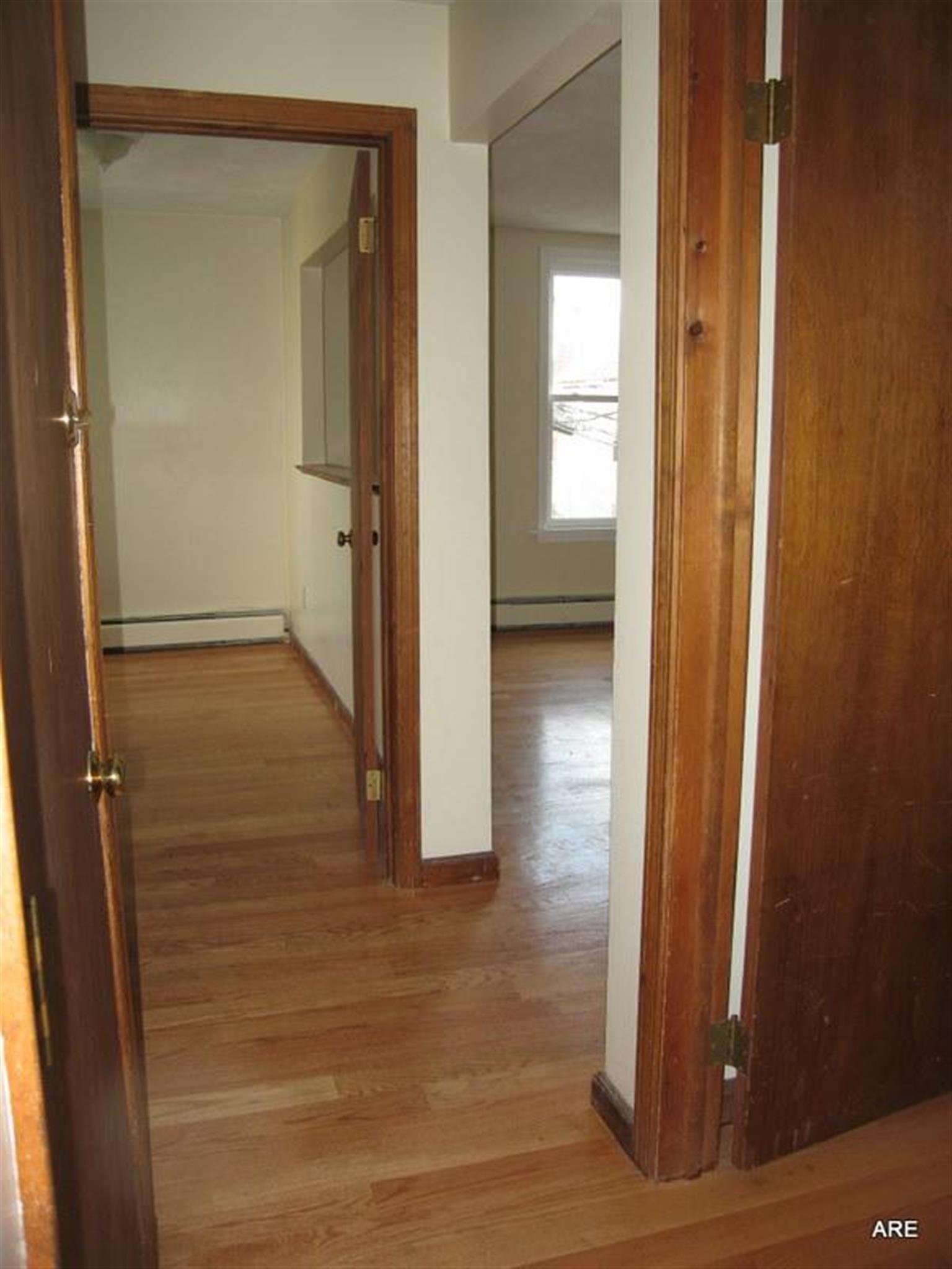 1.5 bed, 1 bath apartment for rent at 9 Banks St, Harvard Square — photo 7 of 8